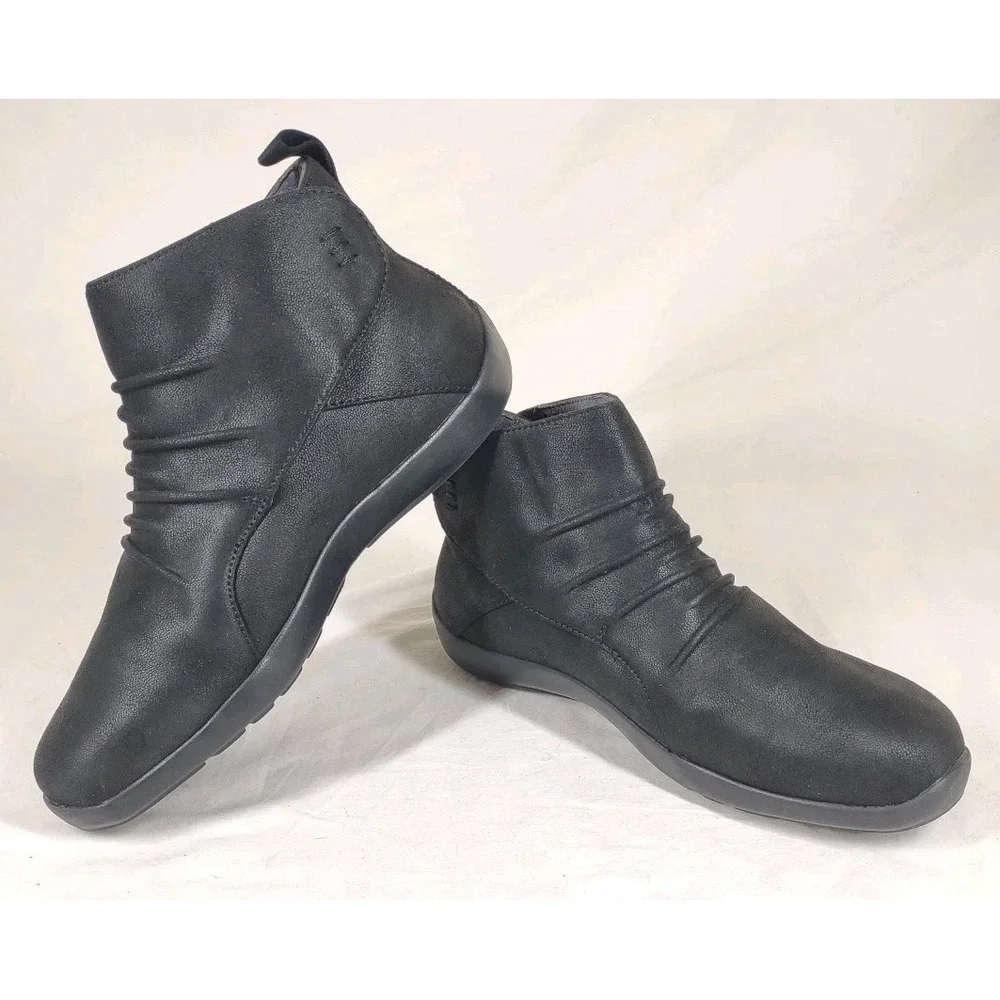 Anodyne No. 91‎ Casual Ankle Boots Black Vegan Leather Womens Size US 7.5W